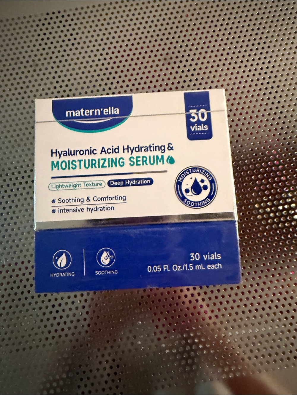 Hyaluronic Acid Hydrating & Moisturizing Serum – White & Blue by Matern’ella